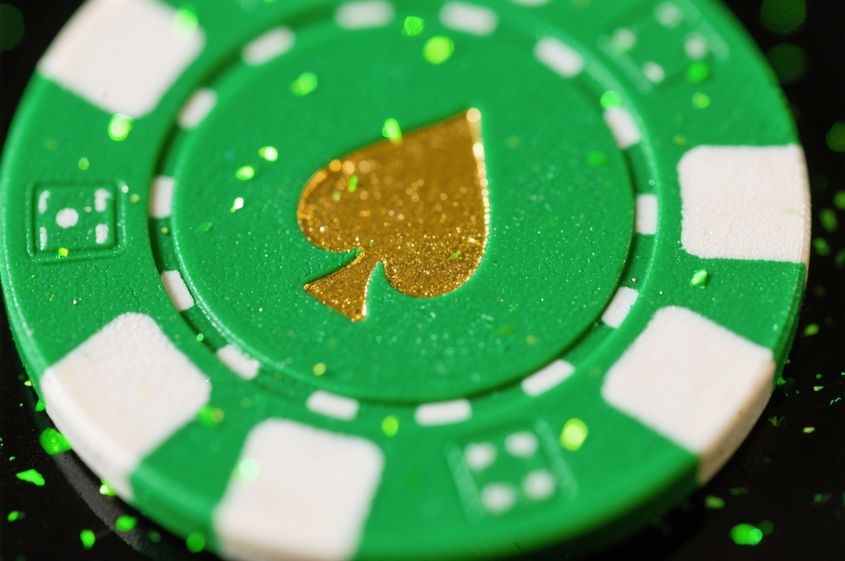 Pourquoi les casinos en ligne exigent une vérification de compte